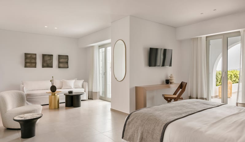 Grace Mykonos Premium Suite with plunge pool (3)